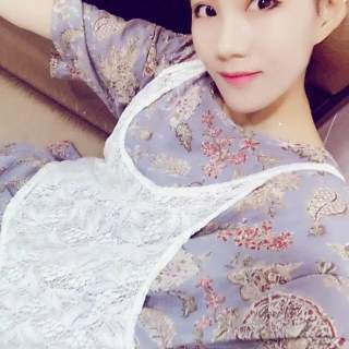 聊天室美女主播 清纯性感美女任你选——诗涵1