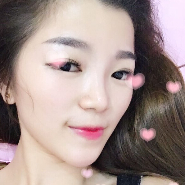 国外夜夜秀场免费观看