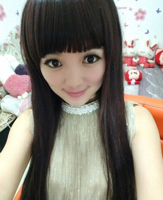 奇秀美女直播间秀场