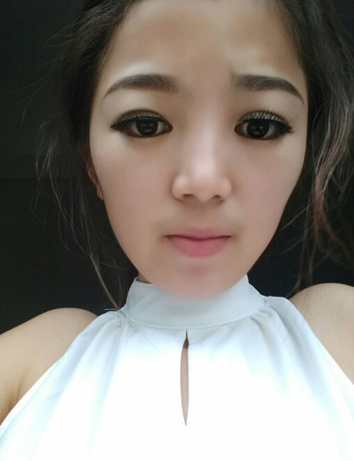 奇秀美女直播间秀场