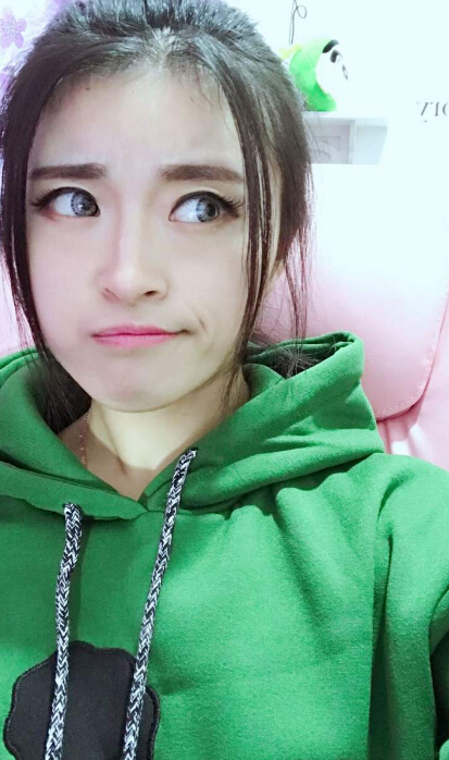 房间视频 美女房间视频