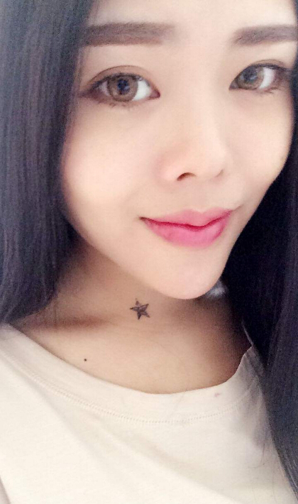 美女房间视频