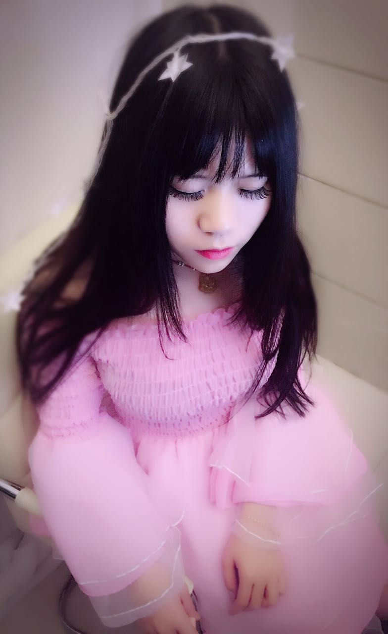 清纯美女诱惑热舞视频主播