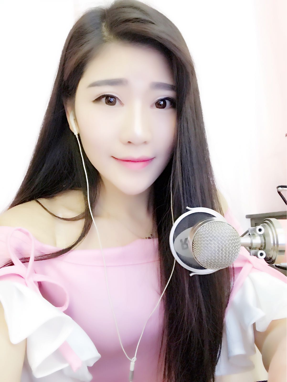 美女秀场直播舞区