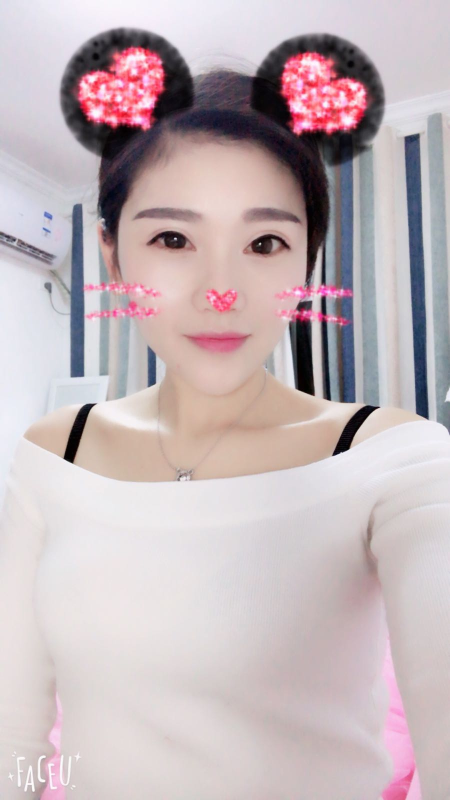 美女秀场直播舞区