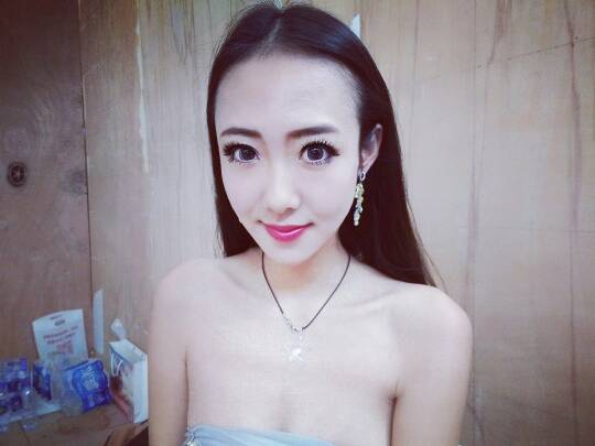 歪歪直播间