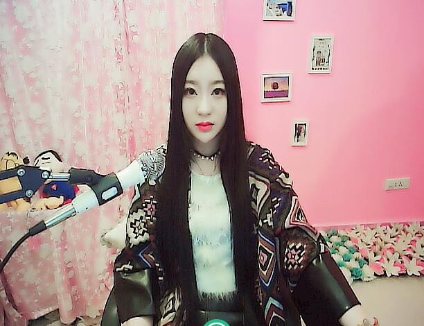 美女秀场直播