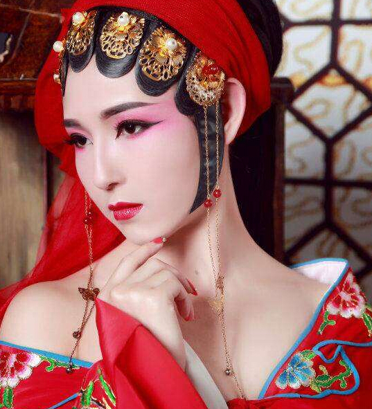 秀场美女主播聊天室 跟美女在直播间畅聊——丽雅2