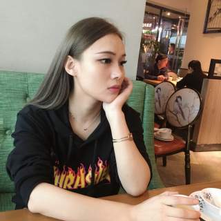 秀色直播间美女互动 来认识更多美女——馨儿2