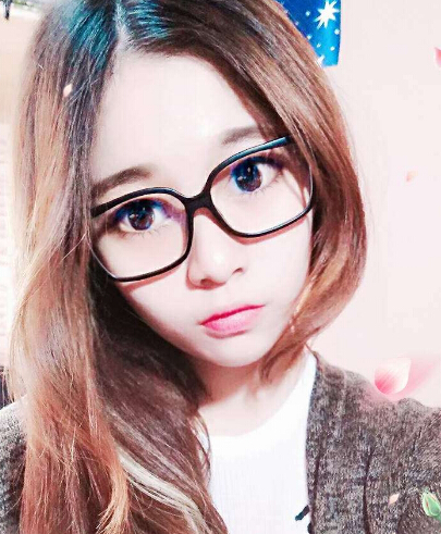 秀色直播聊天室 跟你喜欢的女主播畅聊——思雨1