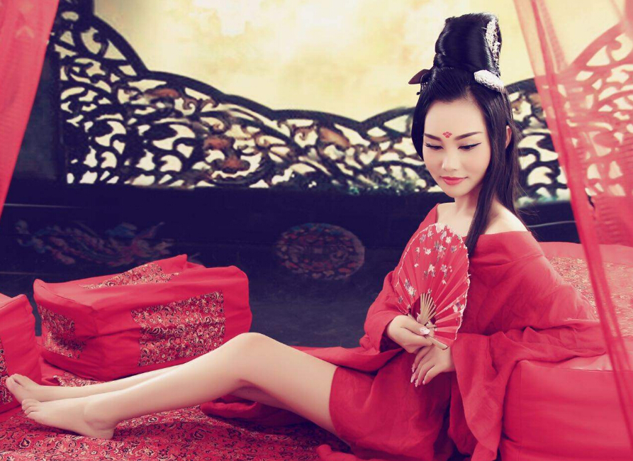 秀色直播间美女 你想看的秀色在这里——皇族心雨3