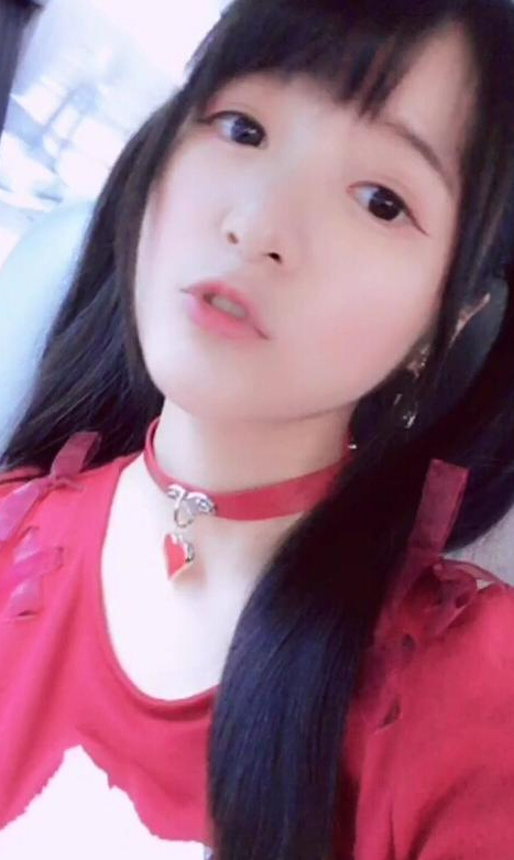 徐娇晒体重马甲线 回网友胖你个头1