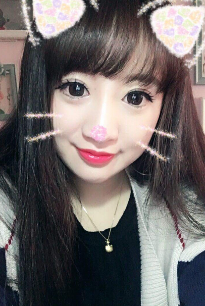 网站交友聊天室 跟美女聊天给你活力——咔咔2