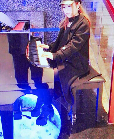 网站聊天室美女主播 你想聊的都在这里——程程1