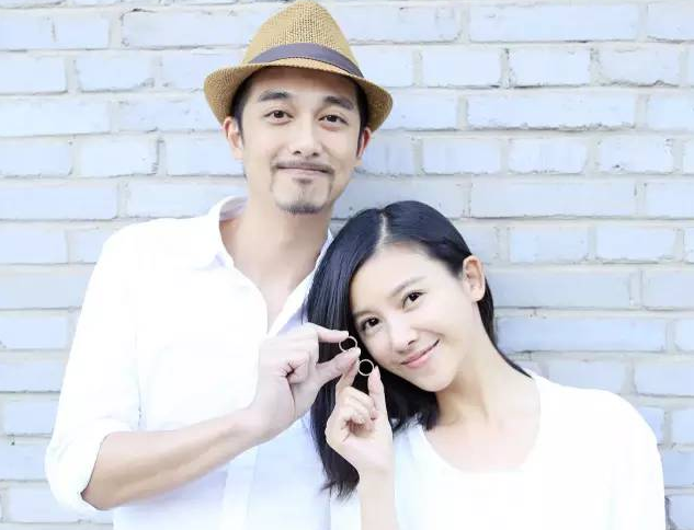 杨子珊晒搞怪新造型 能拍到脸算我输1