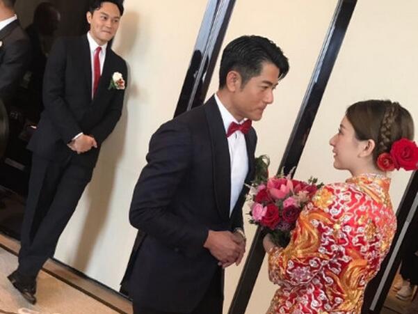 郭富城方媛大婚 婚礼低调不戴钻戒2