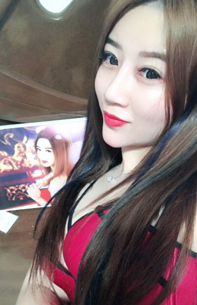 秀色直播间美女 给你理由拒绝暴晒——葡萄1