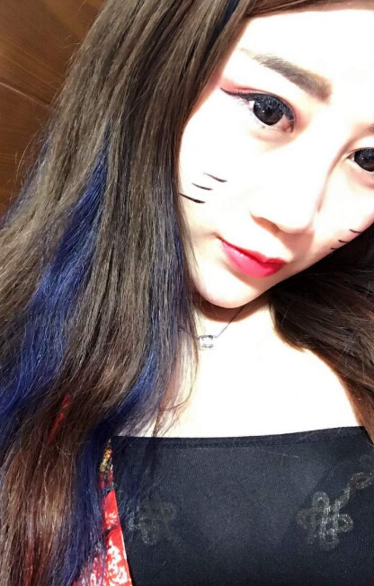 秀色直播间美女 给你理由拒绝暴晒——葡萄2