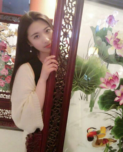 网站聊天室美女 赶快来避暑——蒜瓣1