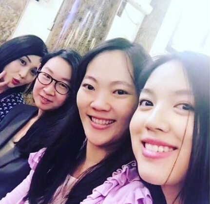 张梓琳晒姐妹合照 世界小姐女儿腿长2