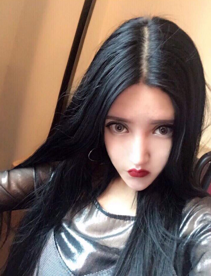 网站聊天室美女主播 她是直播间的聊天高手——珊妮3