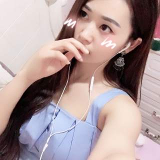 直播间美女比拼 哪个是你的最爱——安小婼1