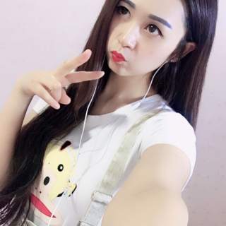 直播间美女比拼 哪个是你的最爱——安小婼2