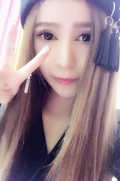 秀场女主播推荐 在线互动主播交友——旺财瑶瑶2