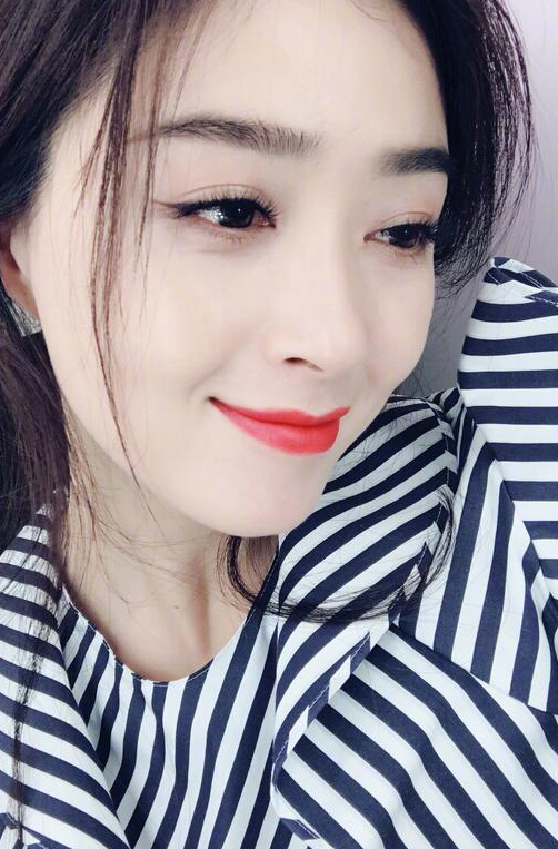 蒋欣瘦了之后变v脸 早年竟跟林志颖演吻戏1