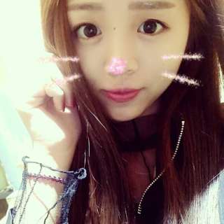 秀场直播间美女 雨后的炎热为你遮挡——妮宝3