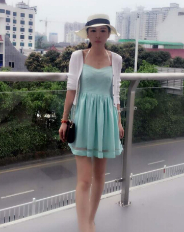 秀场直播间真人在线表演 跟美女主播聊起来——琪宝2
