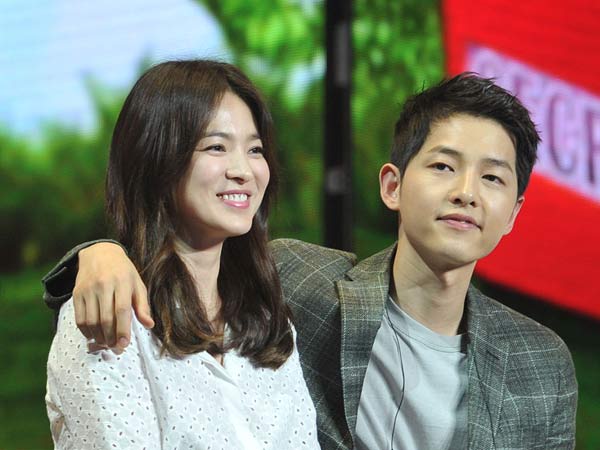 宋慧乔宋仲基恋情曝光 婚讯公布否认奉子成婚2