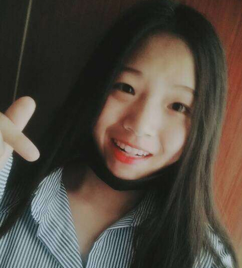 秀场直播间免费直播秀 专属直播间美女——榴莲3