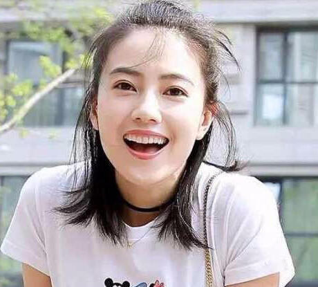 高圆圆当街秀恩爱 晒街拍堪称画作1