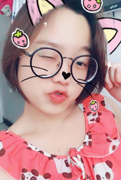 秀场直播间免费直播秀 来直播间体会凉爽——元乐2