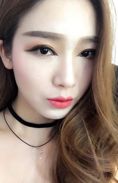 秀场直播间美女 这个盛夏跟你遇见——夏娃2