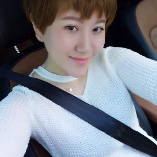 直播间美女表演秀 你想要的直播都在这里——夏冰1