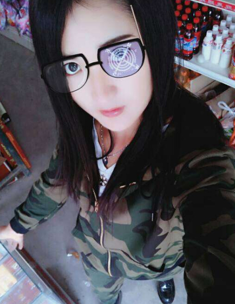 秀色秀场美女主播 给你直播间的秀色可餐——瑶瑶2