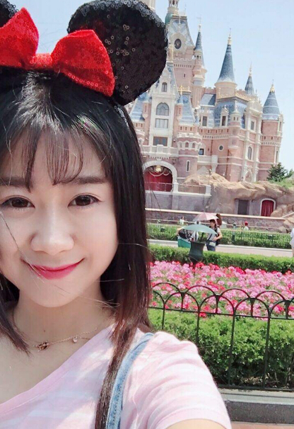 秀色直播 美女在直播间竟然这样——高安琪1