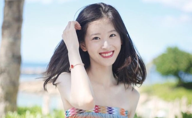 章泽天罕见晒泳照 奶茶妹妹开始走性感路线2