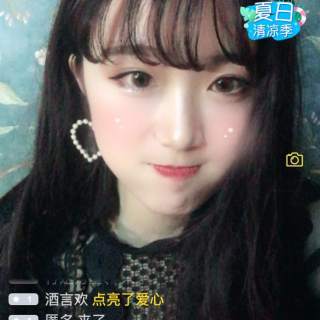 秀色直播 美女主播等哥哥来宠爱——希希1