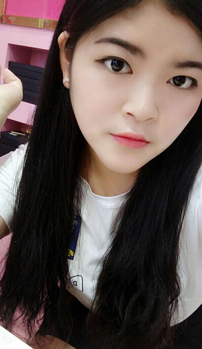 秀色直播在线聊天室 美女主播给你发送了聊天邀请——豪门静宝2