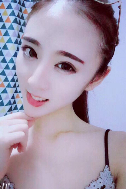 秀色直播 欣赏美女尽在秀色秀场——琪琪1