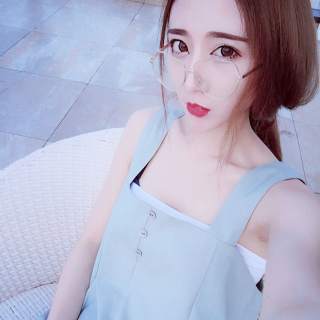 秀色直播 欣赏美女尽在秀色秀场——琪琪2