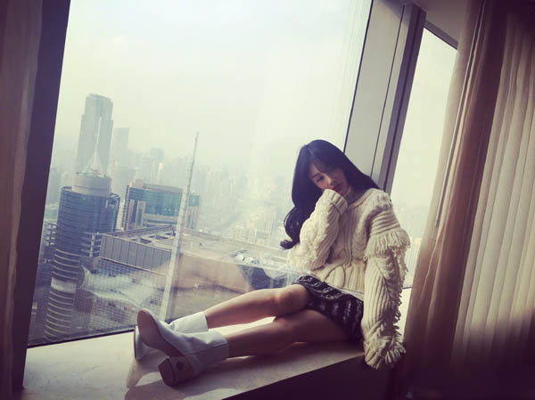 李小璐与闺蜜自拍开心 李小璐和闺蜜谁更美3