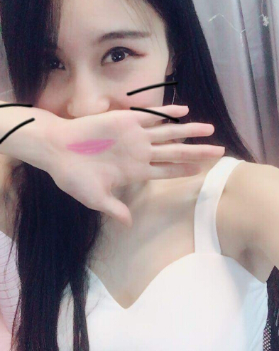 秀场直播间美女 跟上美女扭动的节奏——倾国桃子3
