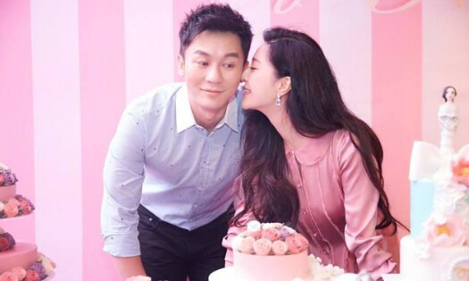 范冰冰被求婚片段 范冰冰钻戒大到壕无人性3