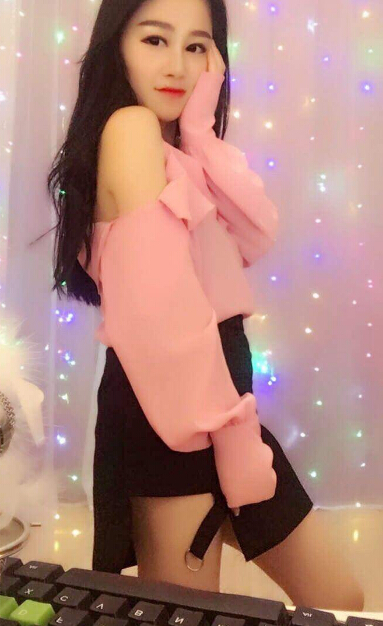 美女主播秀场直播大厅 上线只为等你来——小橘子2