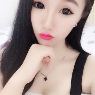 网络美女直播间 拉近主播的距离感——随缘主播1