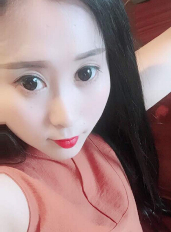 美女主播直播间 为什么主播不让吃香蕉——威扬3